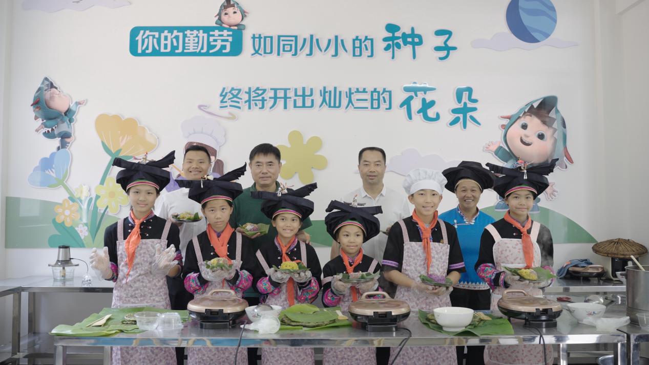 第二座“海信劳动技能实训室”落户云南汤谷民族小学