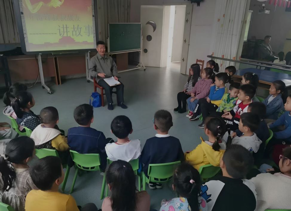 一诺甲子 赤诚如初——记“中国好人”、退伍老兵秦兴海的“雷锋人生”