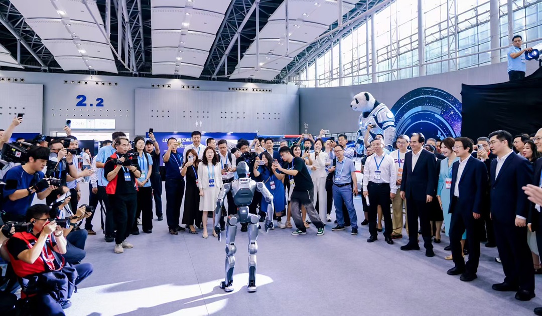 第十一届国际发明展览会暨“一带一路”金砖国家技能发展与技术创新大赛闭幕