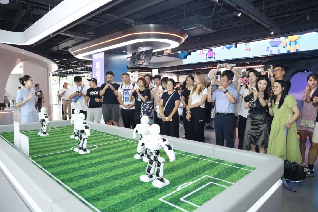 寻找身边的人工智能！2025年全国科普月浙江主场活动在杭启幕