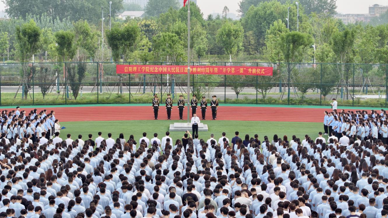 以“真功”筑牢大学生国防教育精神长城