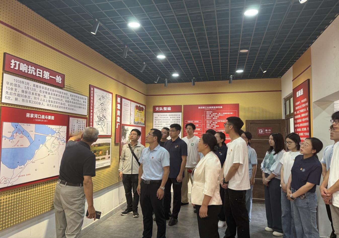 以“真功”筑牢大学生国防教育精神长城