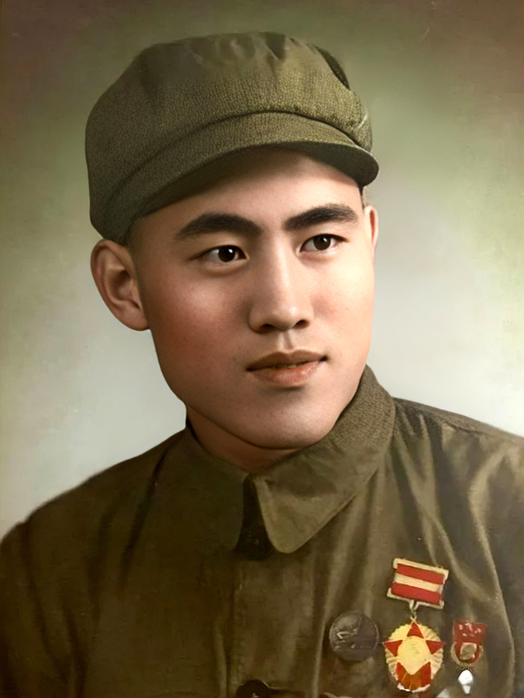 七十四载烽火情，一声“院长”泪满襟