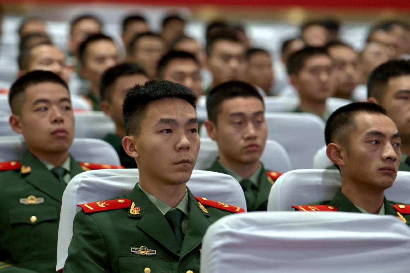 忠诚赞歌响彻海疆 精神坐标指引航程