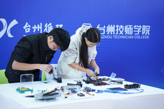 全国无人机职业技能大赛(中职赛)在台州举办 全国无人机职业技能大赛(中职赛)在台州举办