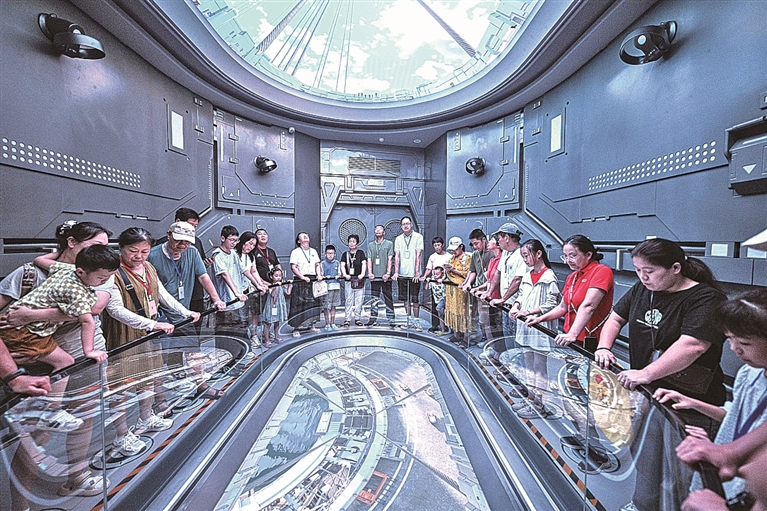 从大国重器到身边风景——超级工程变身文旅顶流 从大国重器到身边风景——超级工程变身文旅顶流