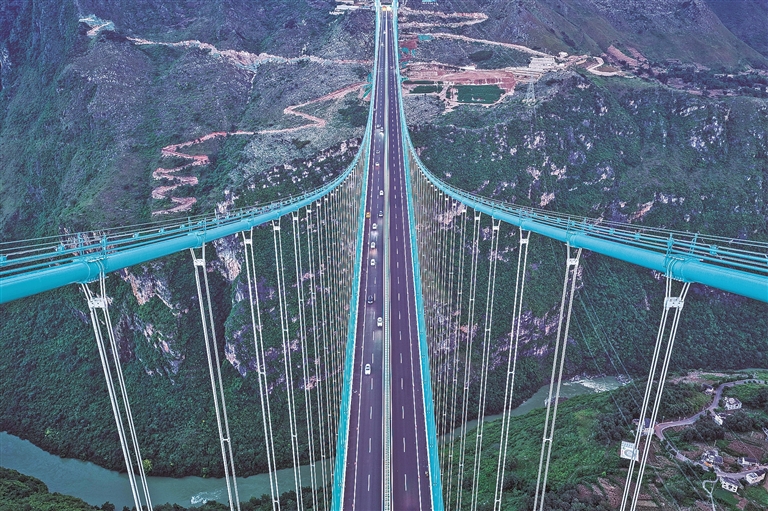 从大国重器到身边风景——超级工程变身文旅顶流 从大国重器到身边风景——超级工程变身文旅顶流