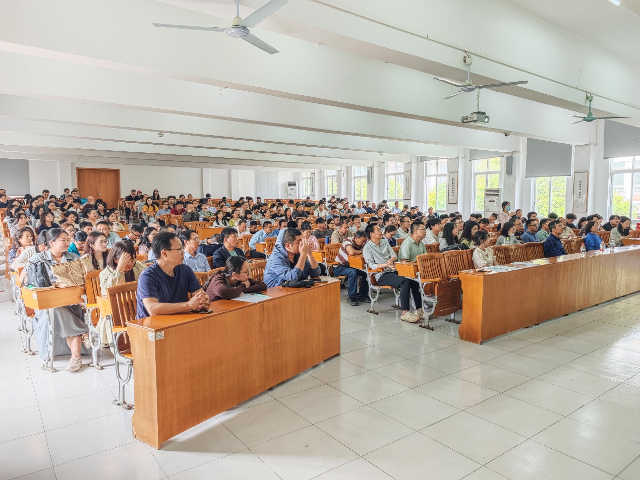 科学家精神百场讲坛走进广州南方学院