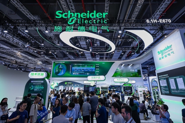 SNEC 2026|新能源产业步入深水区,系统与生态协同成破题关键 SNEC 2026|新能源产业步入深水区,系统与生态协同成破题关键