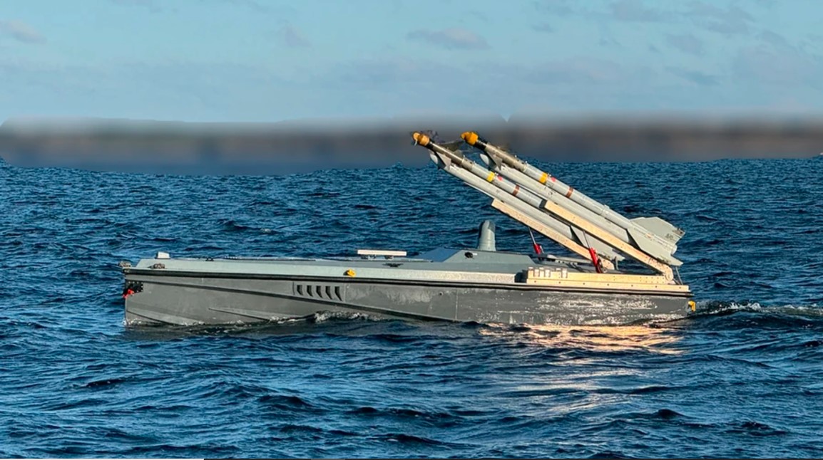 黑海“闪电鸟女战神”的战争、胜利和永生
