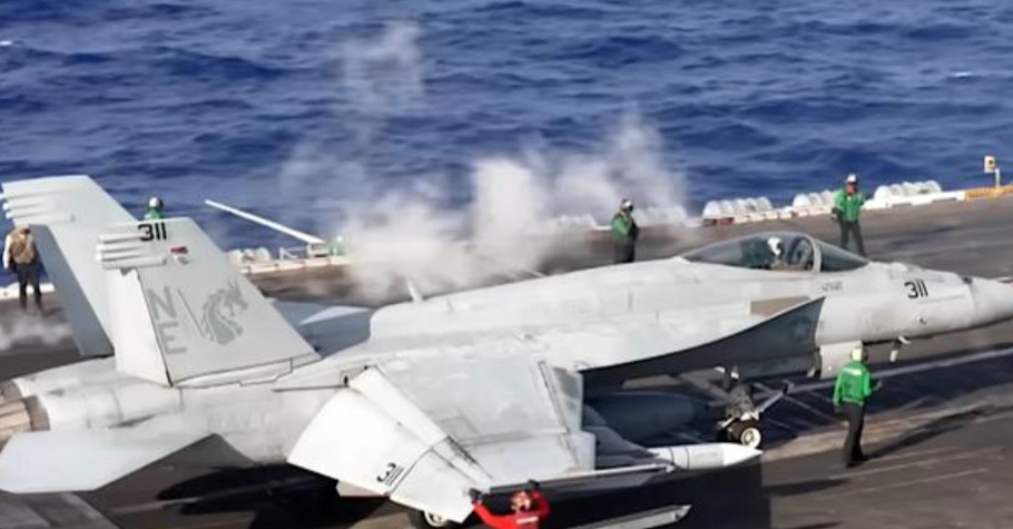 被选为高超防御项目载具的AIM-174B是一种什么导弹？