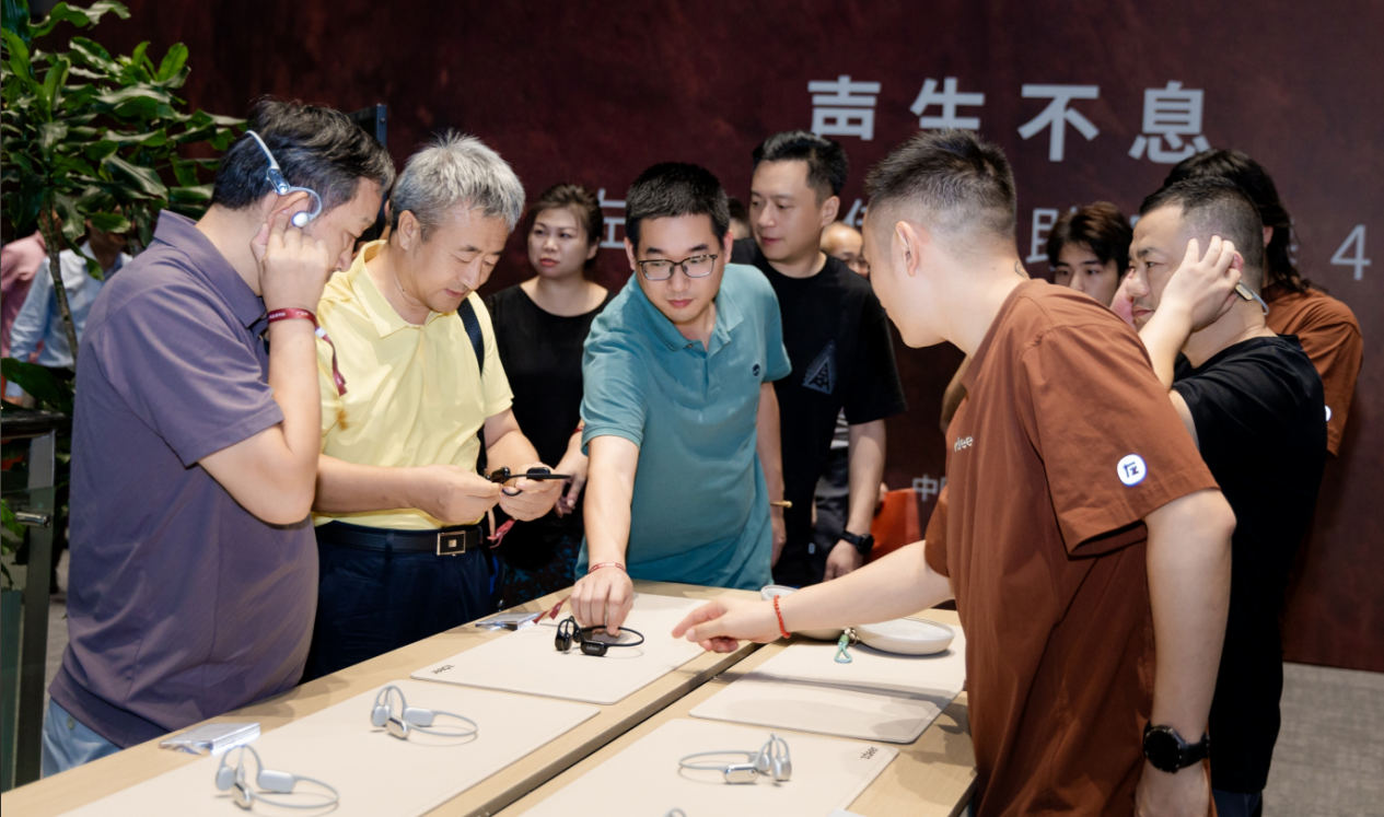 突破困局谋新生：助听器行业期待“范式革新”