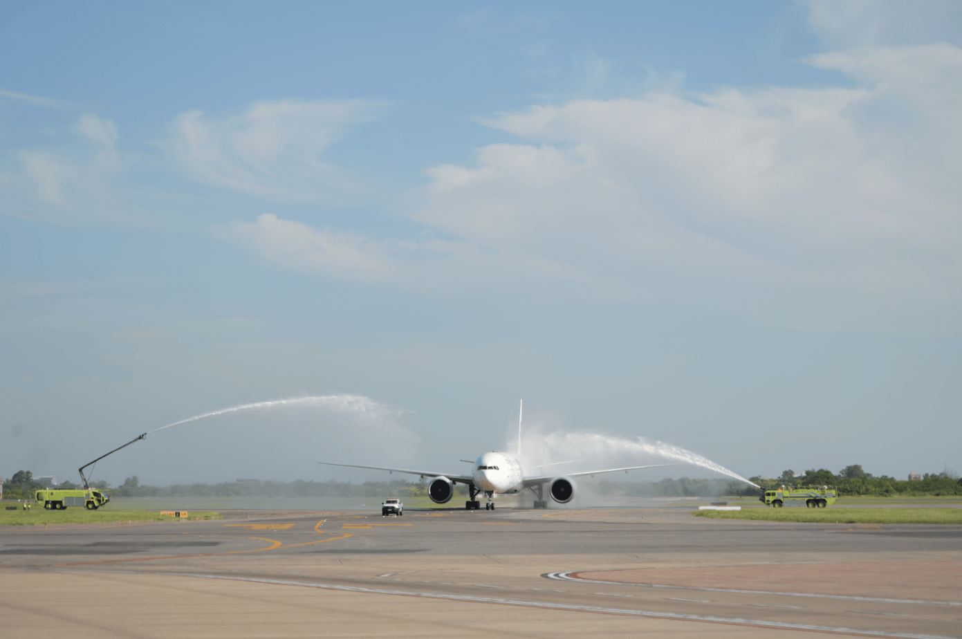 全球最长单程航线完成首航