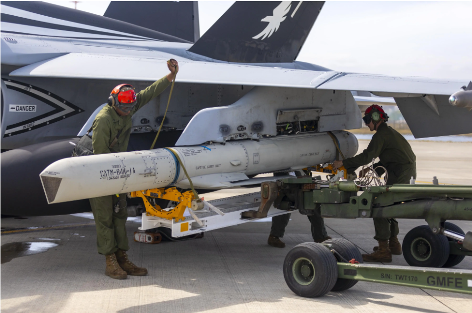 美军SLAM-ER导弹罕见出镜，究竟有何特色？